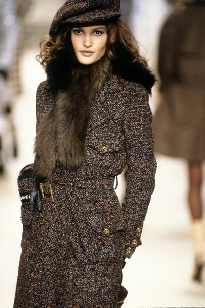 Look 29